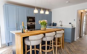 The Rossea - Tenby